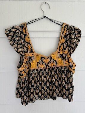 Free People XS Black Floral Embroidered Boho Flutter Sleeve Crop Top Cottagecore